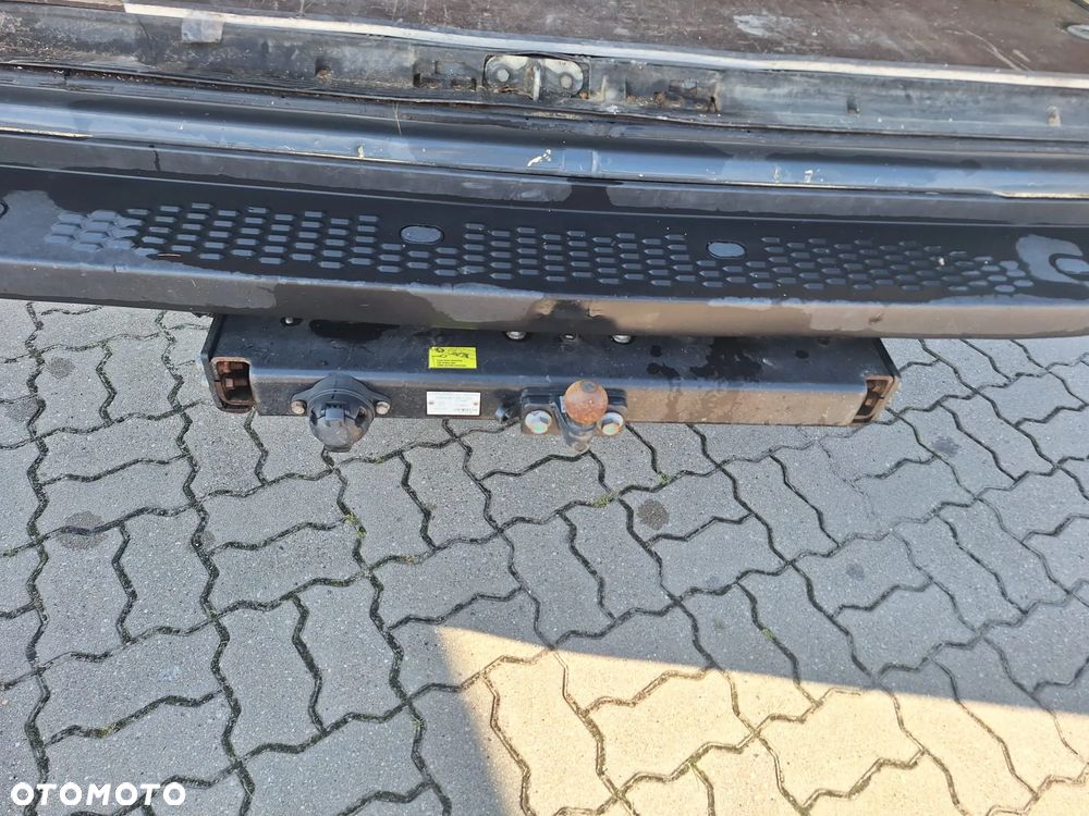 Iveco Daily 35S18 HiMatic furgon 16m blaszak automat FV23% MAXI - 18