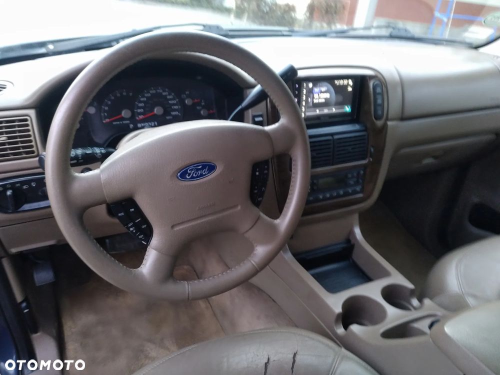 Ford Explorer 4.0 AWD - 7