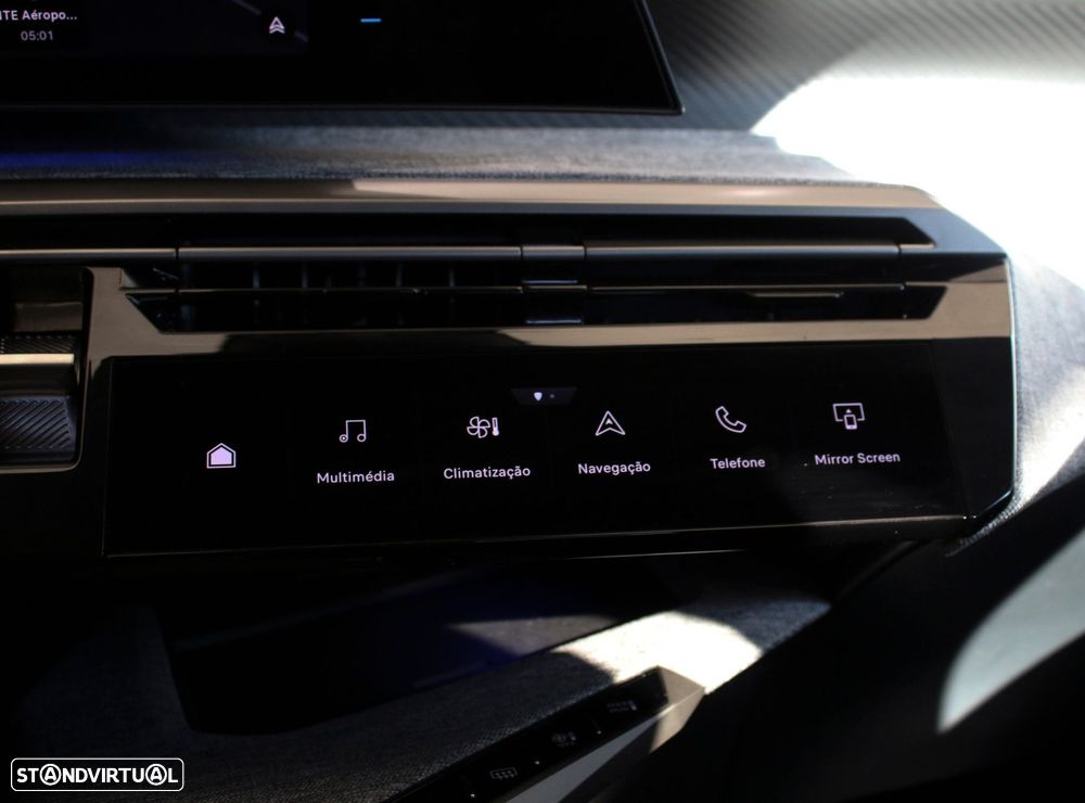 Peugeot 3008 1.2 Hybrid Allure e-DCS6 - 26