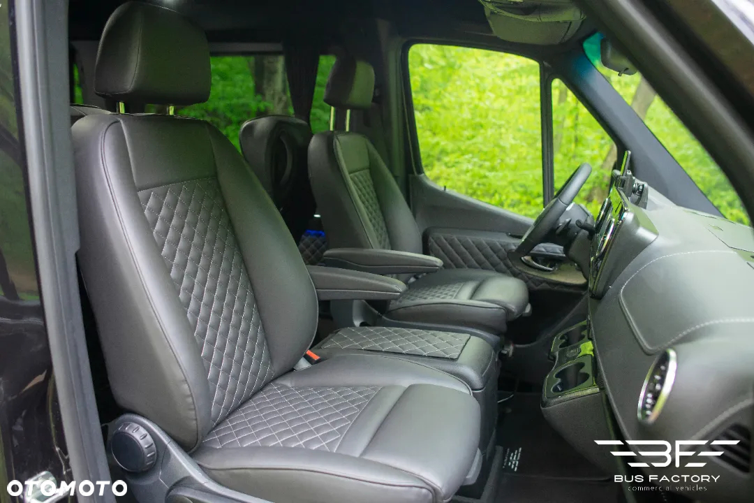 Mercedes-Benz Sprinter - 15