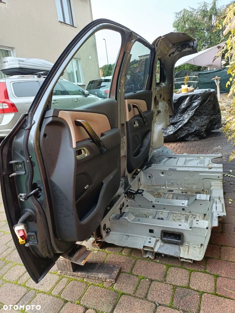 Citroën C4 Picasso e-HDi 115 Exclusive - 37