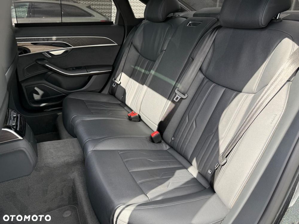 Audi A8 - 21