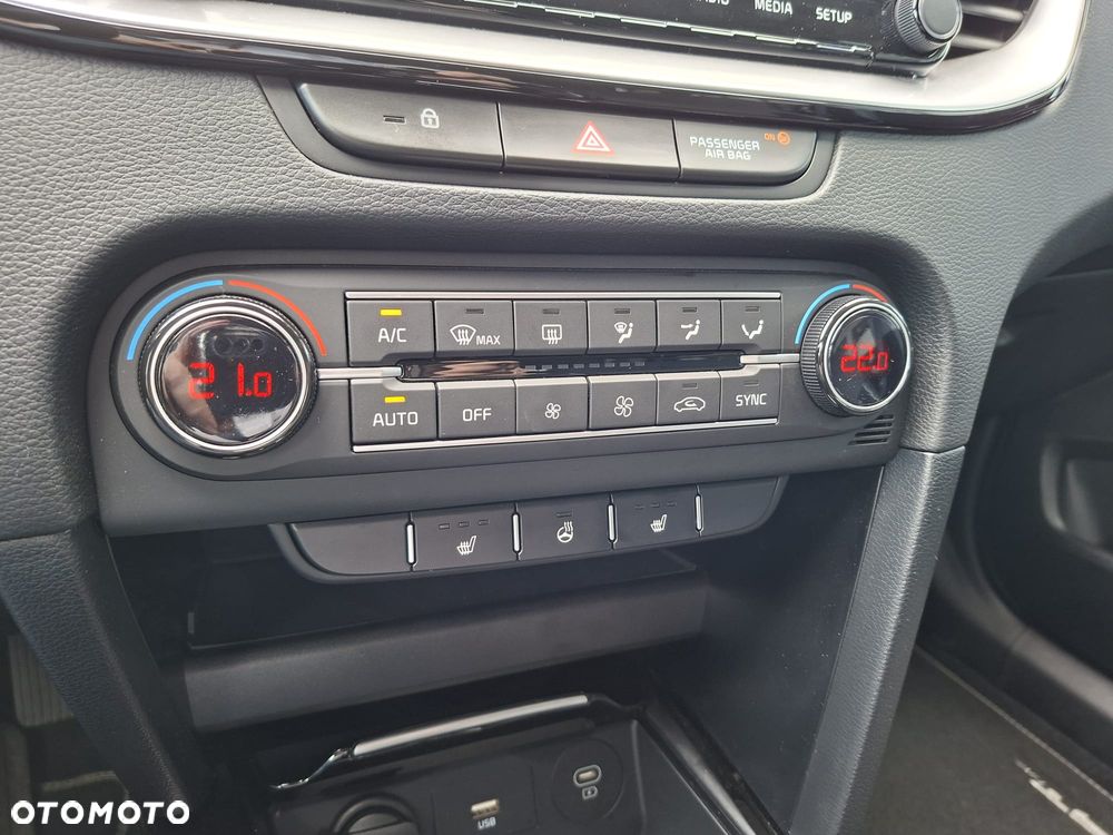 Kia Ceed 1.5 T-GDI Tribute - 27