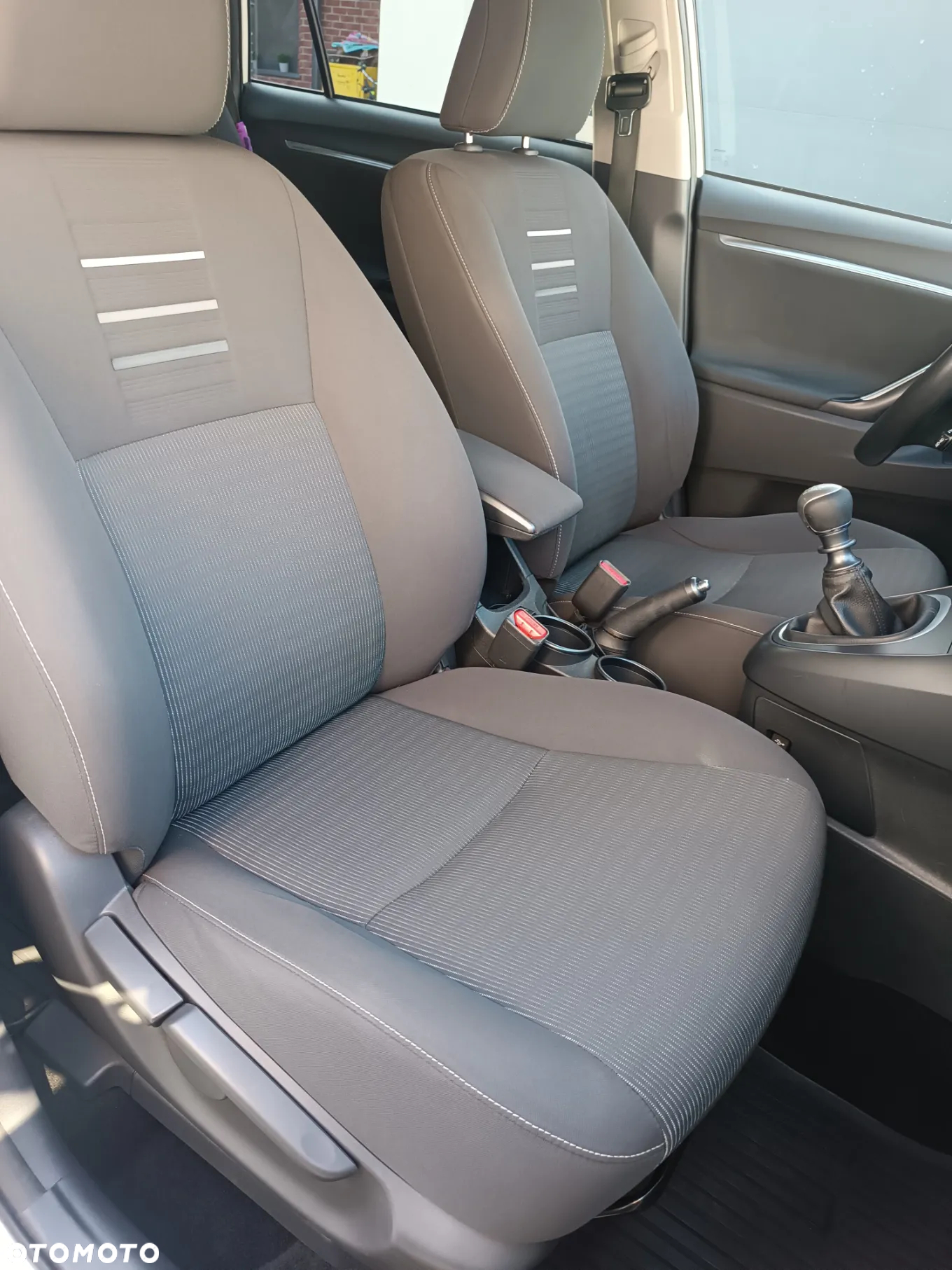Toyota Verso 1.8 Prestige 7os - 17