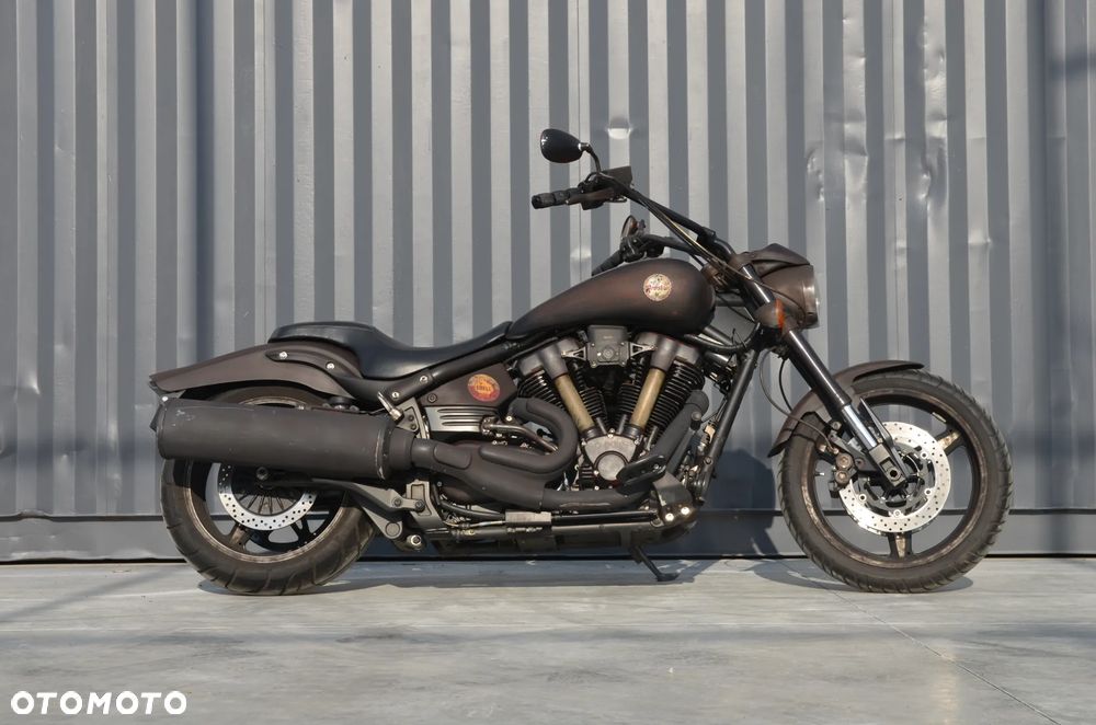 Yamaha Road Star - 20