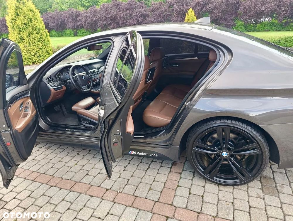 BMW Seria 5 - 8