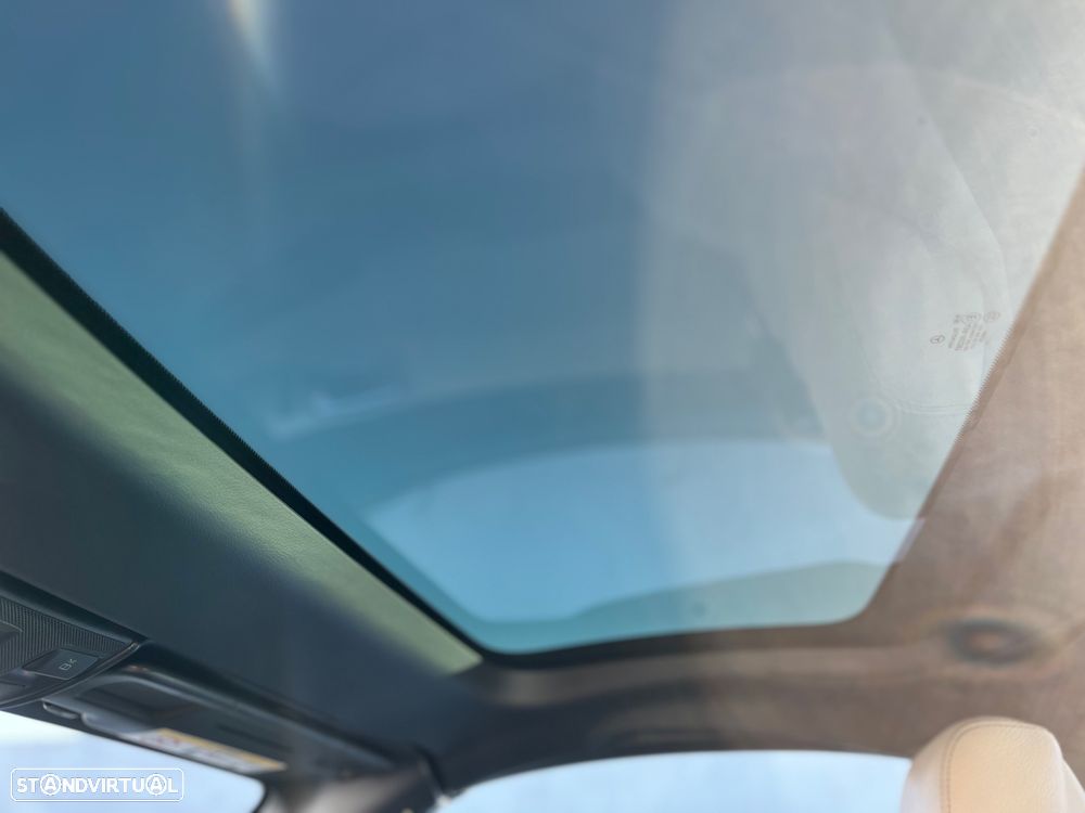 Mercedes-Benz SLC 250 d - 13