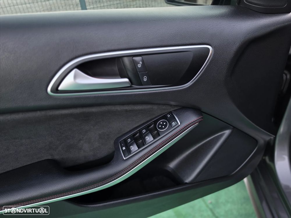 Mercedes-Benz A 180 d 7G-DCT AMG Line - 18