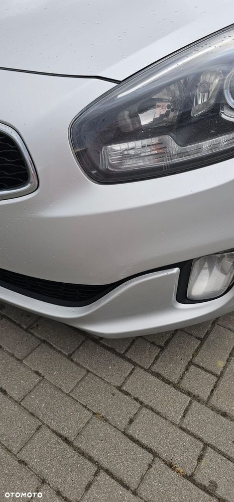 Kia Carens 1.7 CRDi L - 9