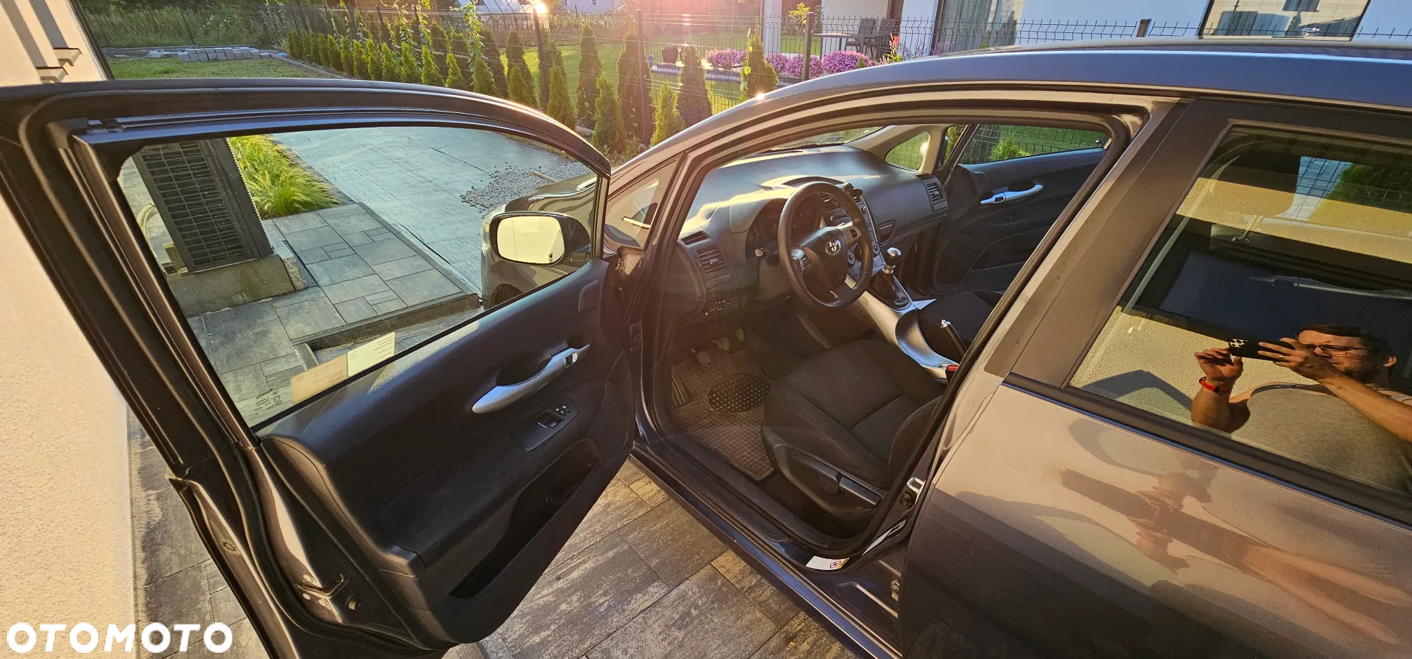 Toyota Auris 1.33 VVT-i Active - 13