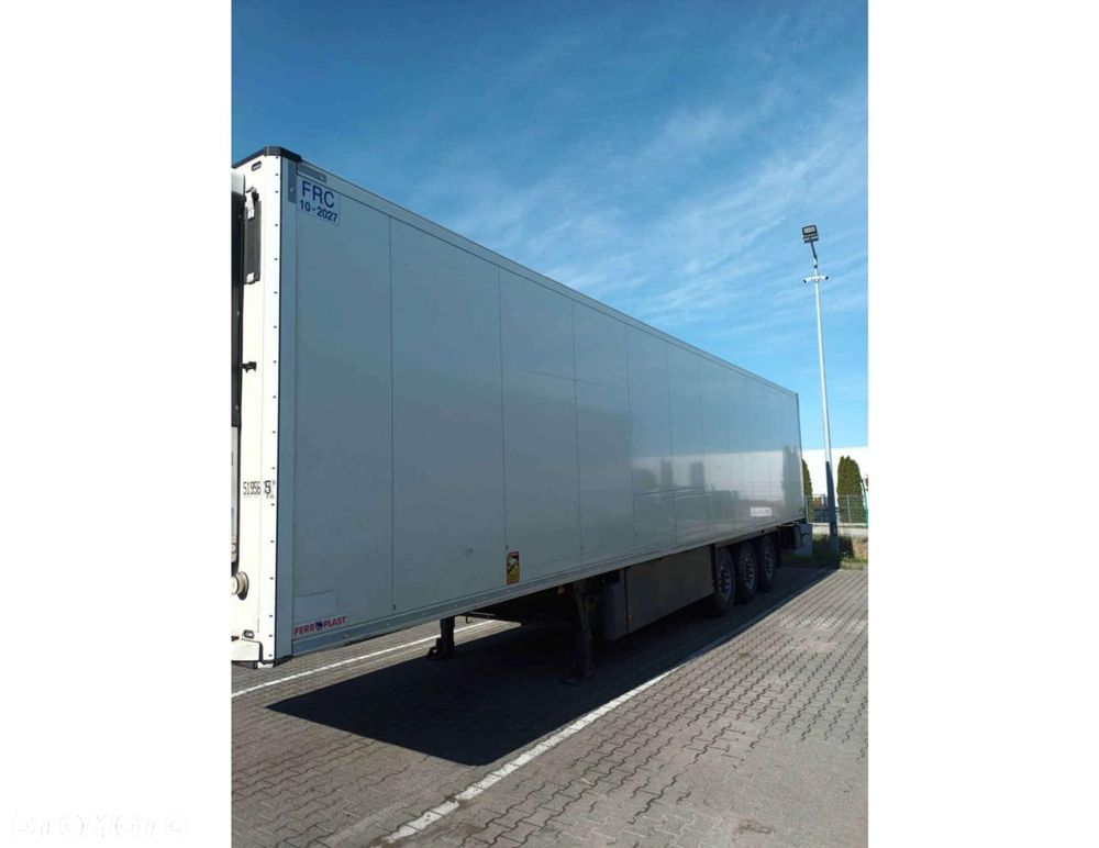 Schmitz Cargobull SKO FP 60 ThermoKing SLXi 300 - 4