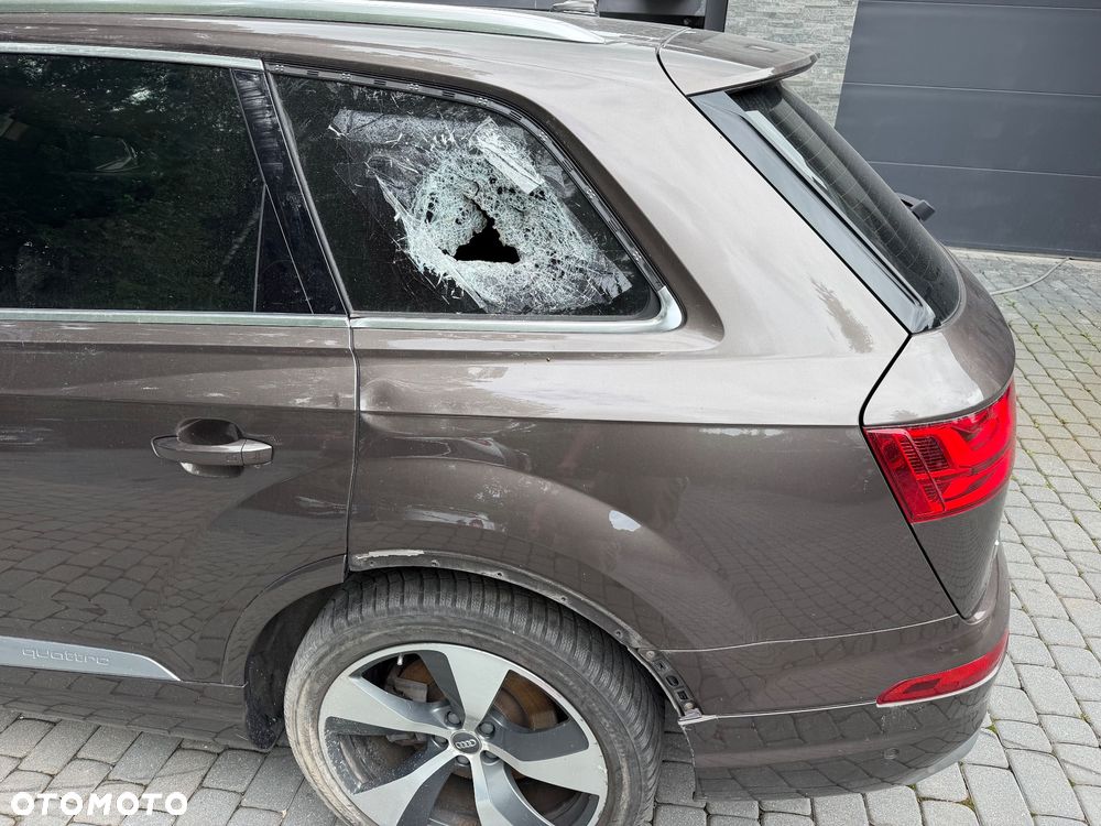 Audi Q7 3.0 TDI Quattro Tiptronic - 21