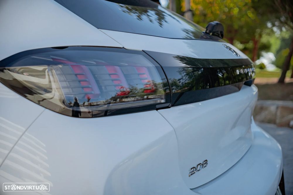 Peugeot 208 1.5 BlueHDi GT - 16
