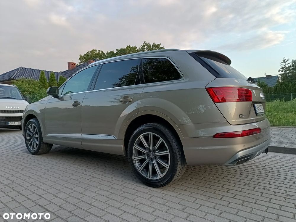 Audi Q7 - 6