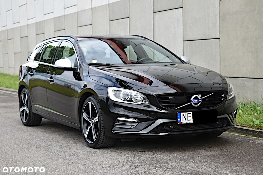 Volvo V60 D4 Geartronic R-Design - 14