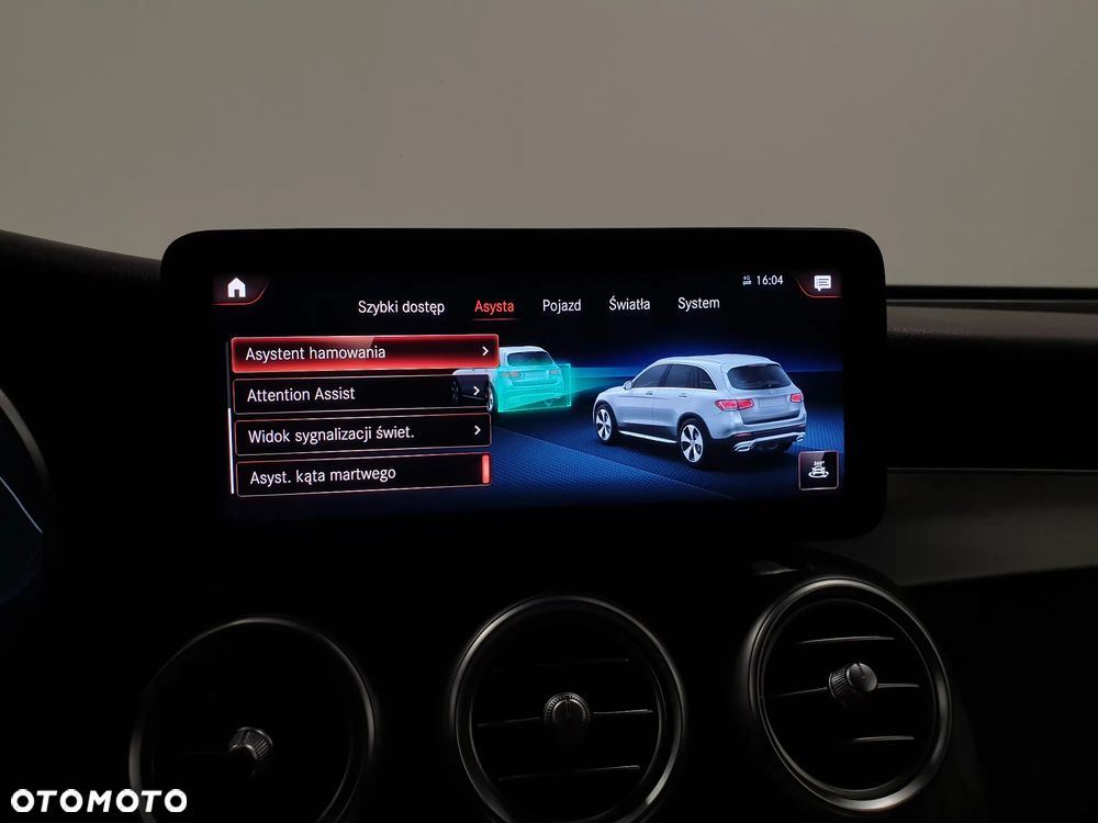 Mercedes-Benz GLC 300 de 4Matic 9G-TRONIC AMG Line Plus - 23