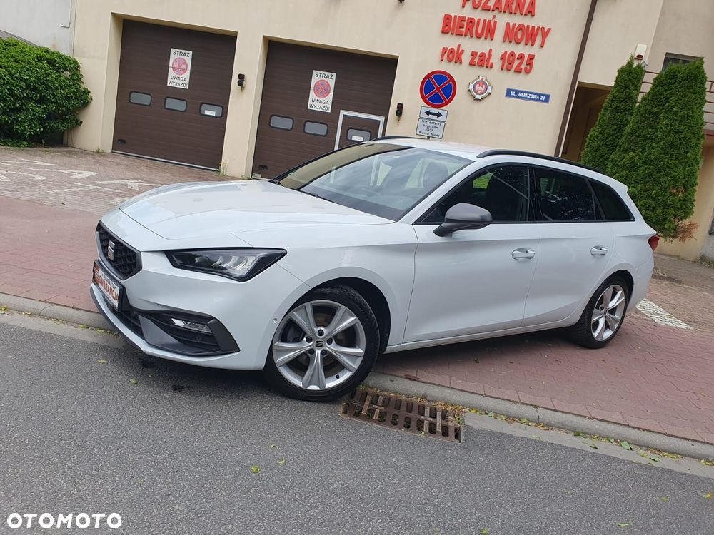 Seat Leon Sportstourer 1.5 eTSI OPF DSG FR - 4