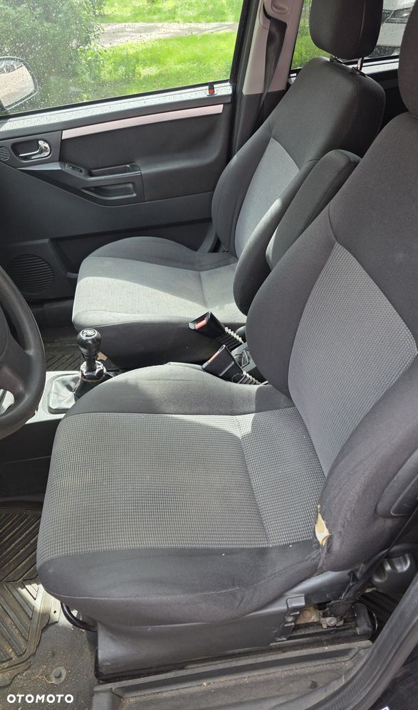 Opel Meriva - 8