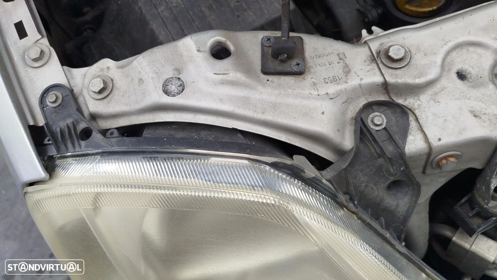 Ótica / farol direita OPEL Meriva A - 2