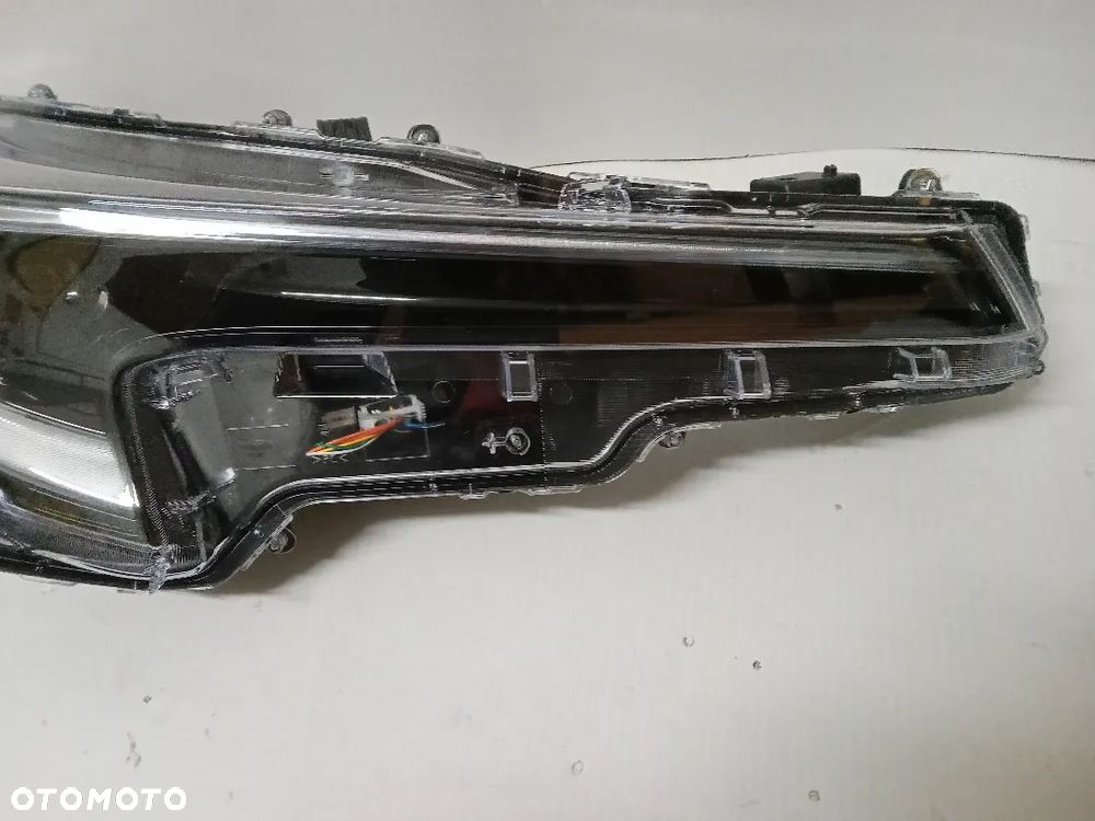 TOYOTA COROLLA E21 LIFT 22- LAMPA LAMPY PRZEDNIE PRZÓD - 3