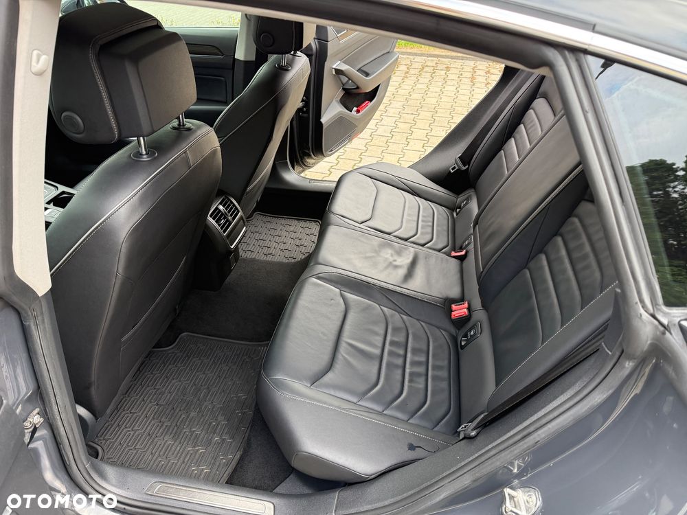 Volkswagen Arteon 2.0 TSI OPF 4Motion DSG R-Line - 24