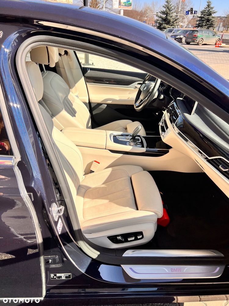 BMW Seria 7 730d xDrive - 3