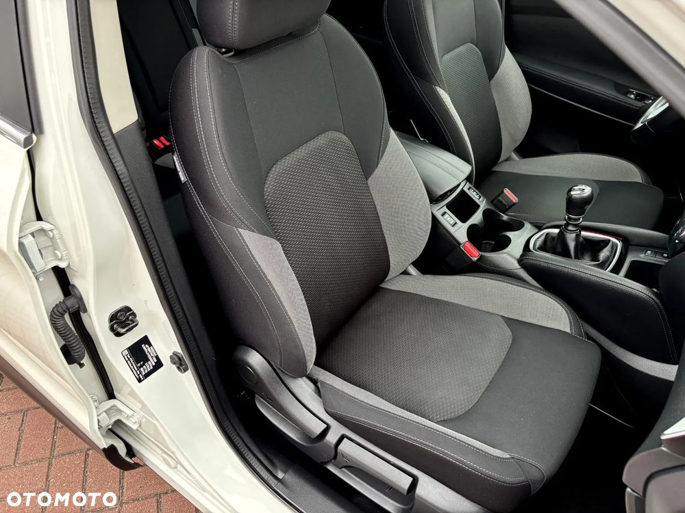 Nissan Qashqai 1.3 DIG-T N-Connecta - 14