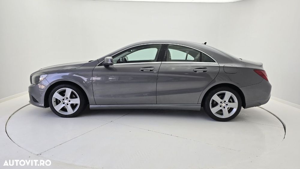 Mercedes-Benz CLA - 9