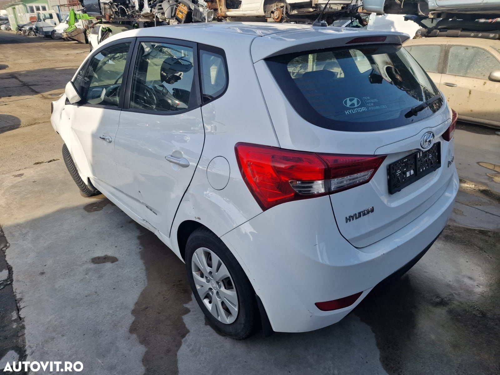 Dezmembram Hyundai ix20 2011 1.4 benzina G4FA - 3