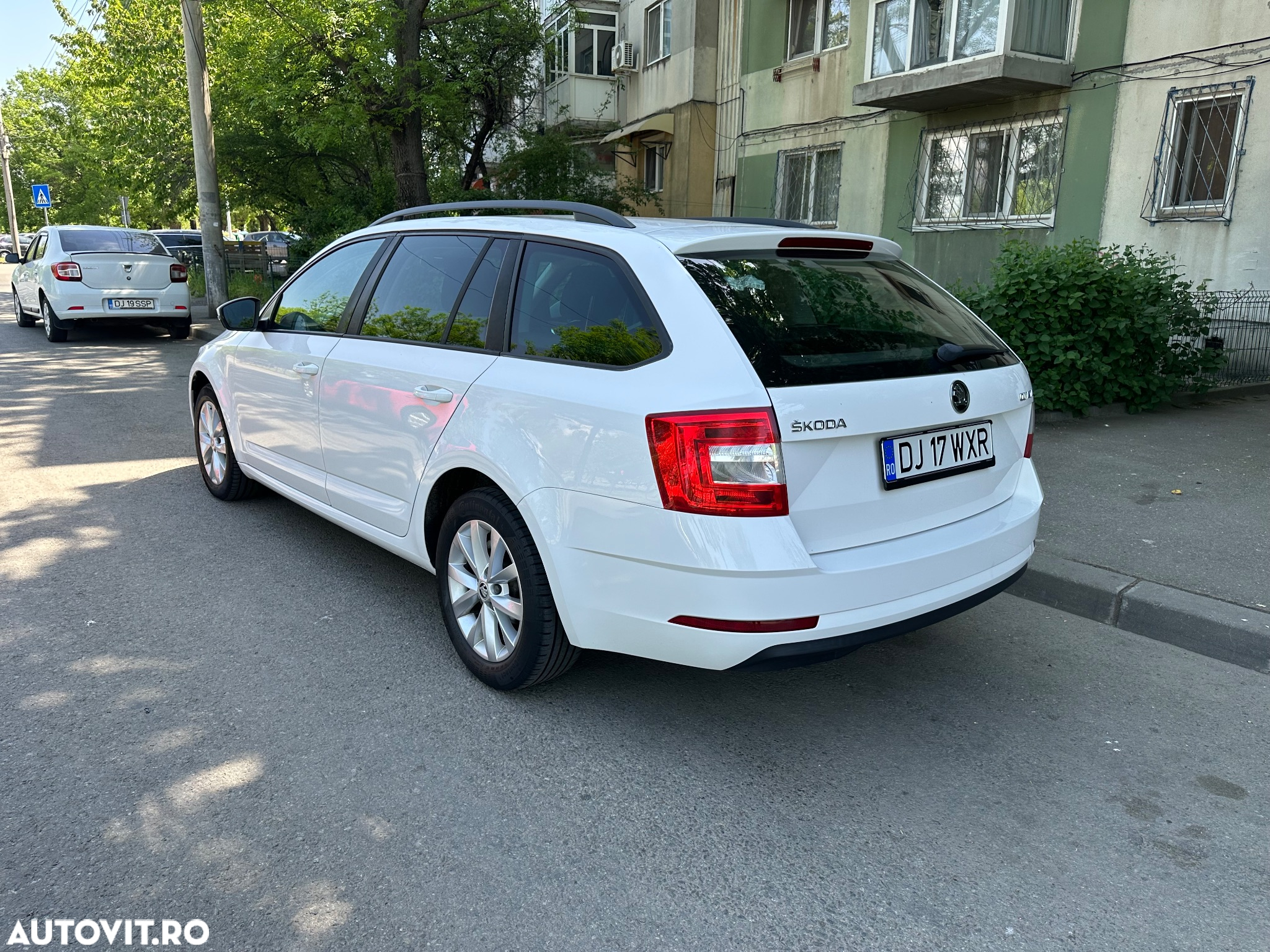 Skoda Octavia 1.6 TDI Active - 4