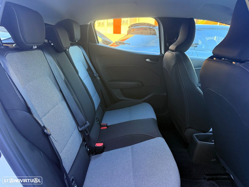Renault Clio BLUE dCi 100 BUSINESS EDITION - 13
