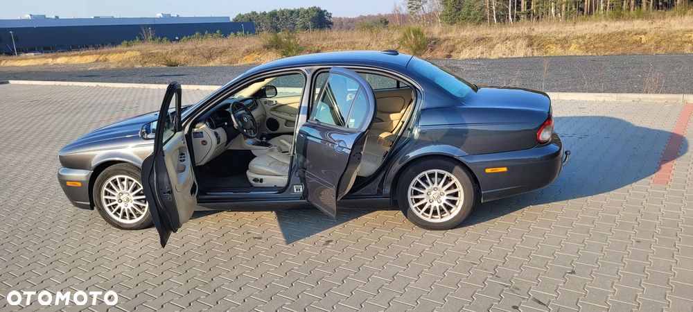 Jaguar X-Type 2.0 D Classic - 14
