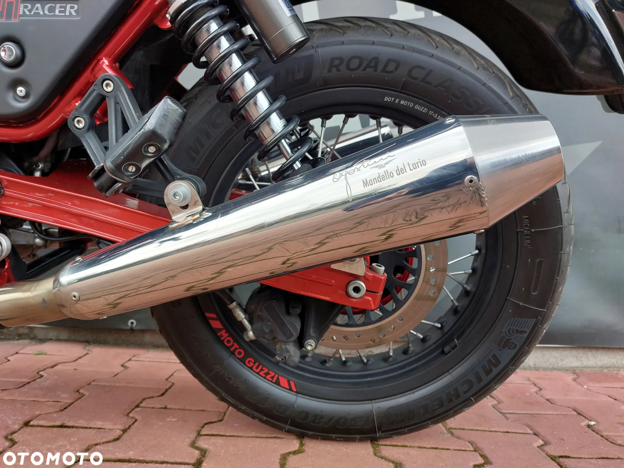 Moto Guzzi V7 - 10