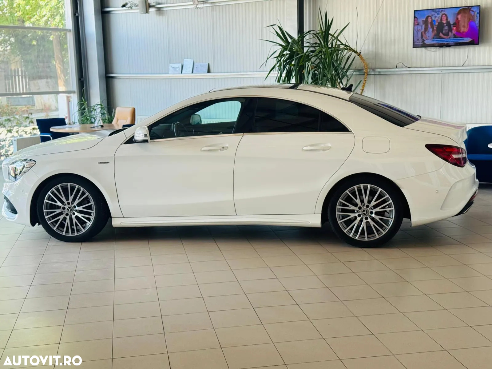Mercedes-Benz CLA 250 Sport 4MATIC Aut. - 5