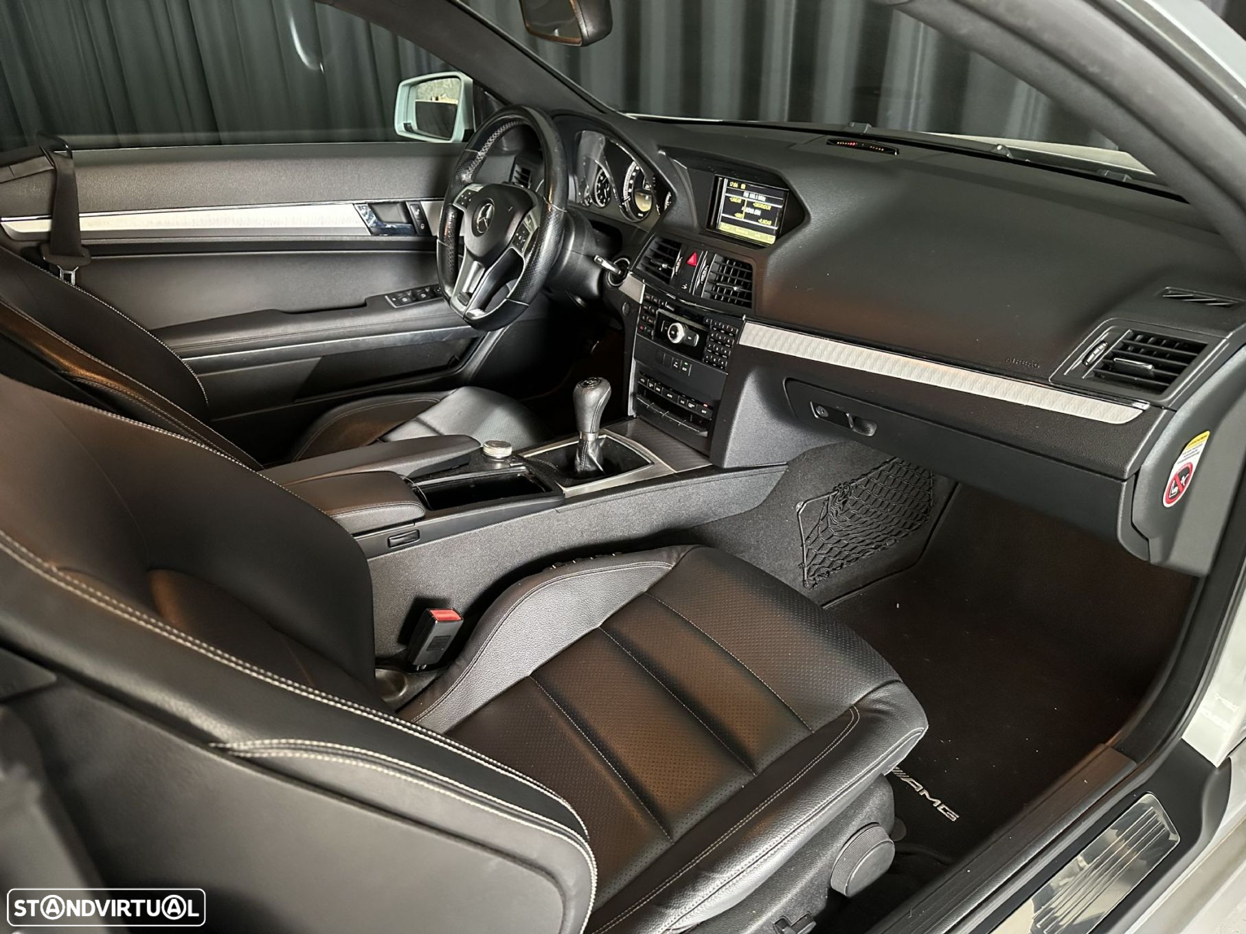 Mercedes-Benz E 220 CDi Avantgarde BlueEfficiency - 14