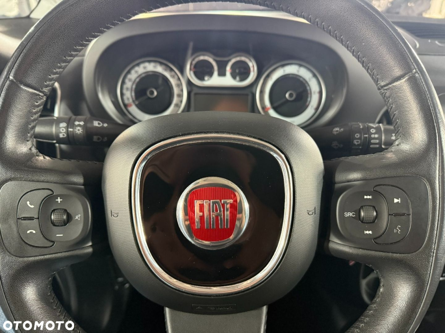 Fiat 500L - 9