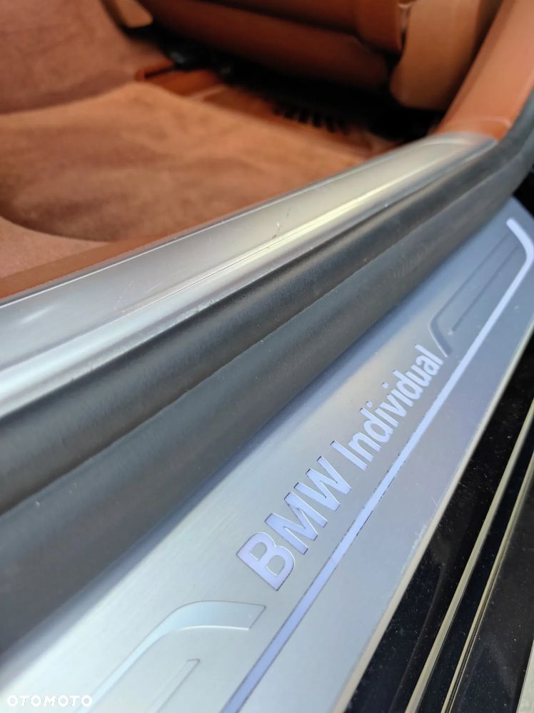BMW Seria 7 750Li xDrive - 17