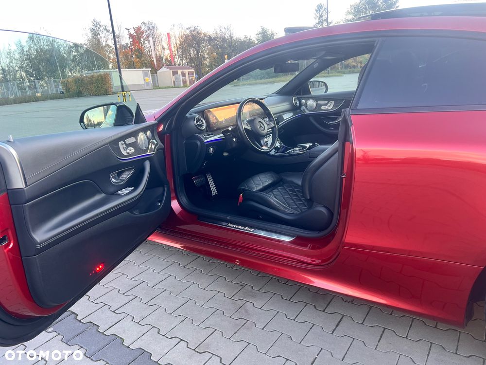 Mercedes-Benz Klasa E 400 4-Matic 9G-TRONIC - 6