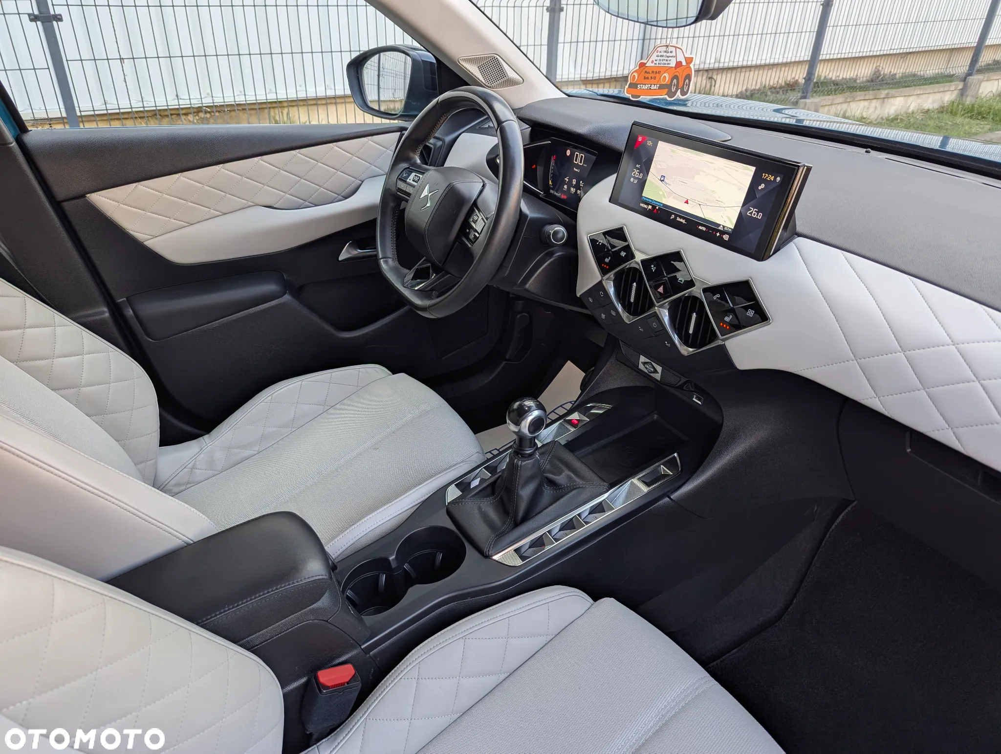 DS Automobiles DS 3 Crossback PureTech 100 Bastille - 10