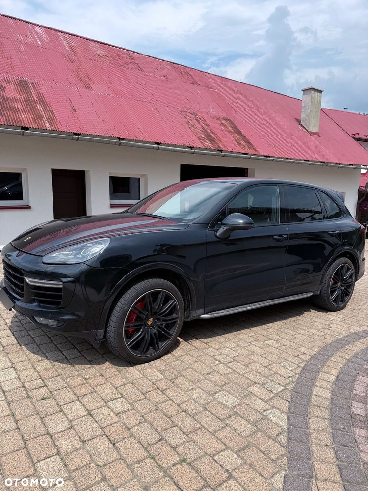 Porsche Cayenne - 6