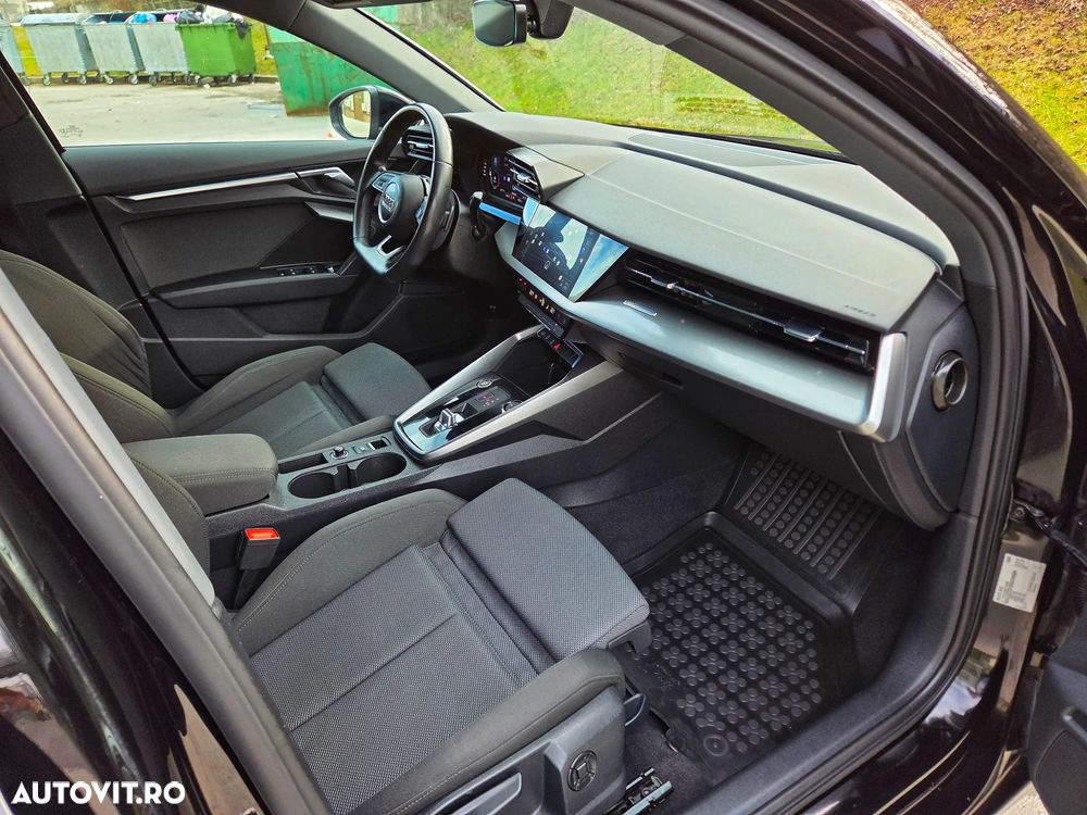 Audi A3 35 TDI ack S tronic sport - 24