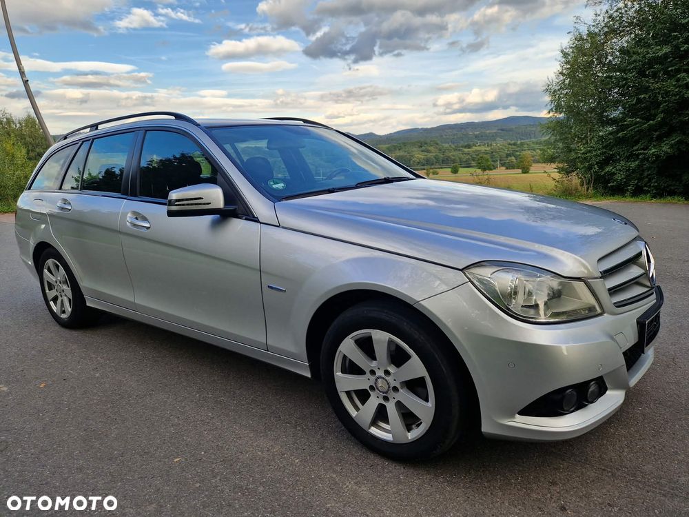 Mercedes-Benz Klasa C 200 (BlueEFFICIENCY) - 5