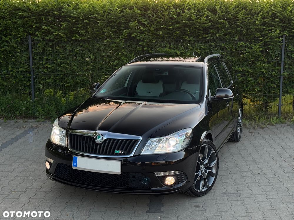 Skoda Octavia 2.0 TDI CR DPF DSG RS - 8