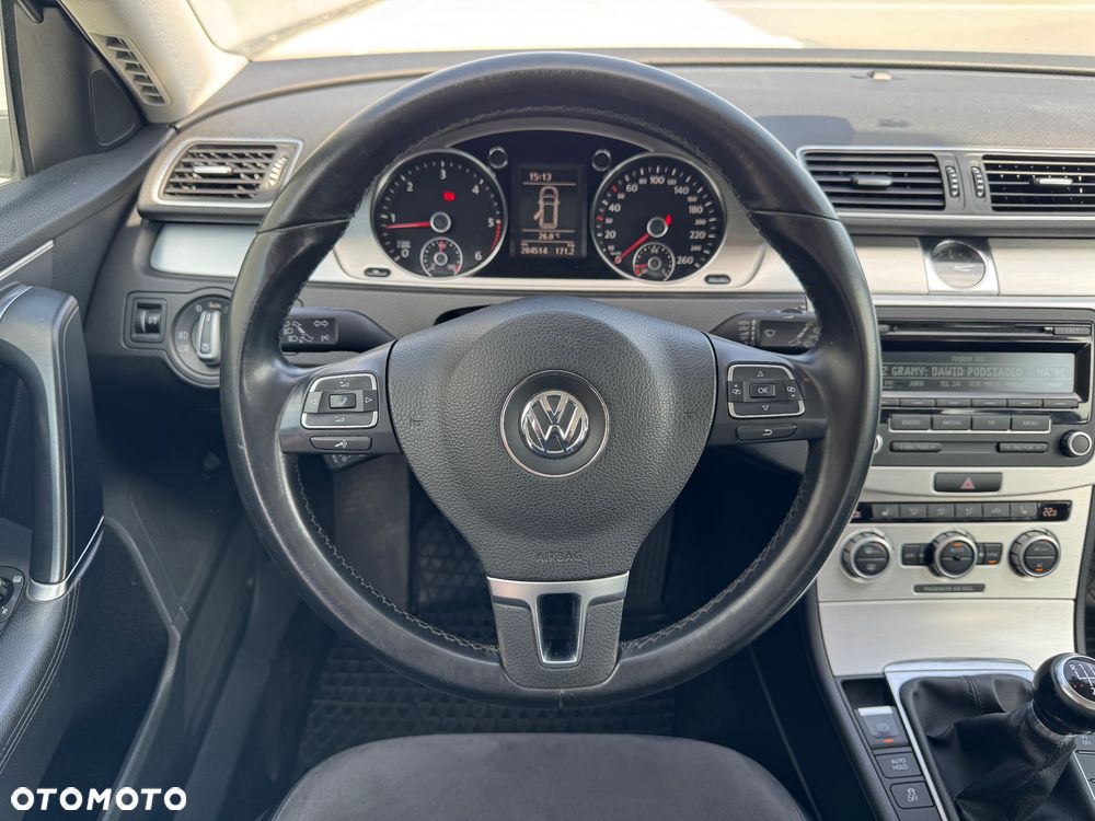 Volkswagen Passat Variant 1.6 TDI BlueMotion Technology Highline - 18