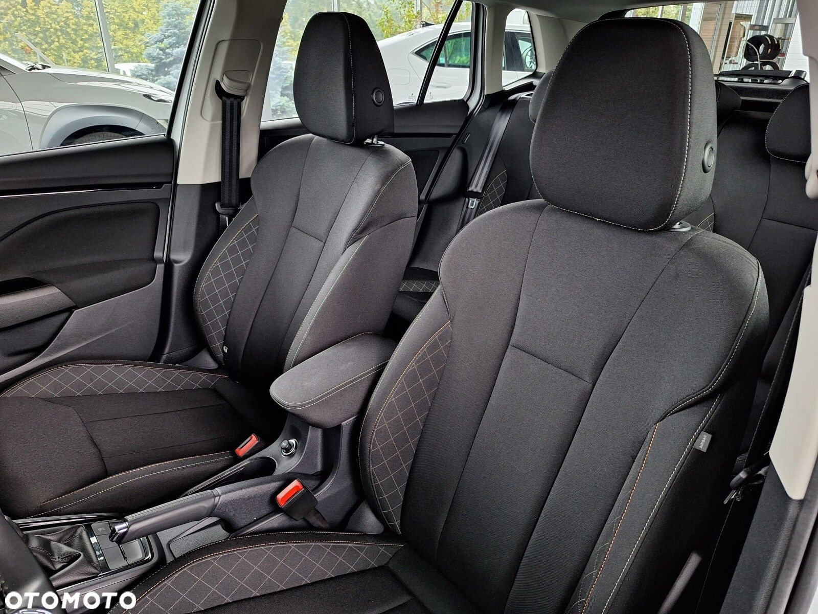 Skoda Kamiq 1.0 TSI Ambition DSG - 17