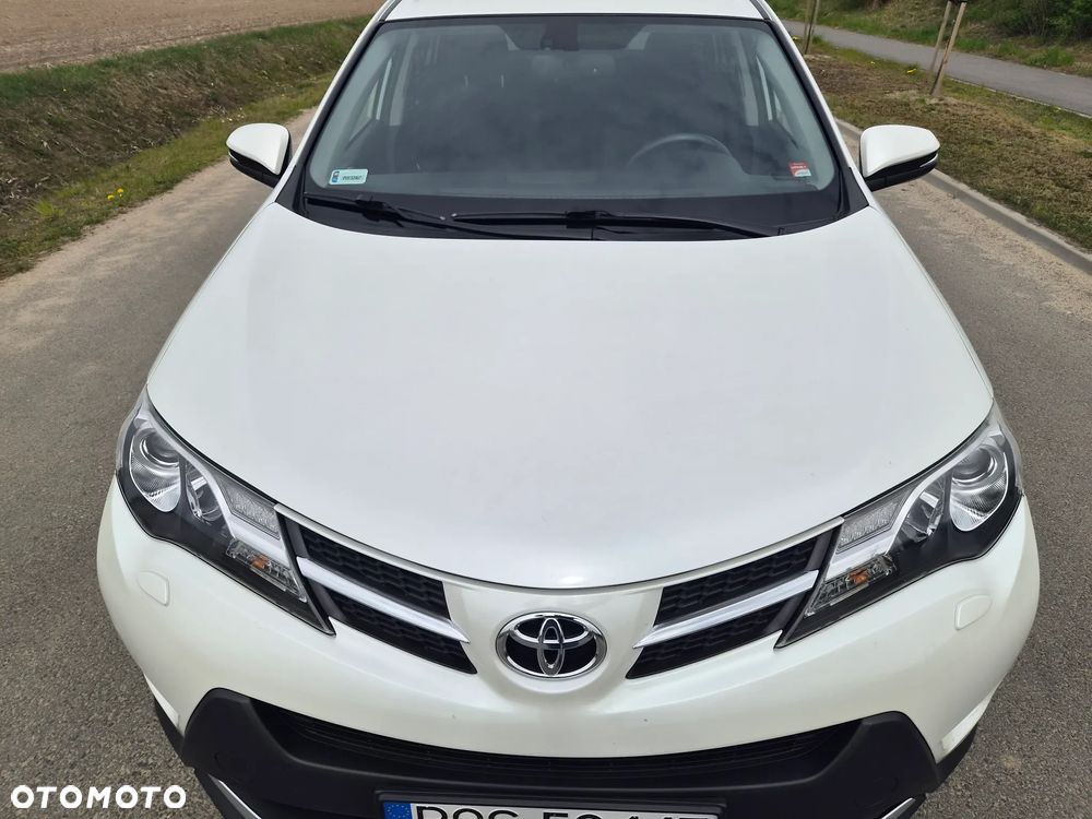 Toyota RAV4 2.0 D-4D Premium 4x2 - 11
