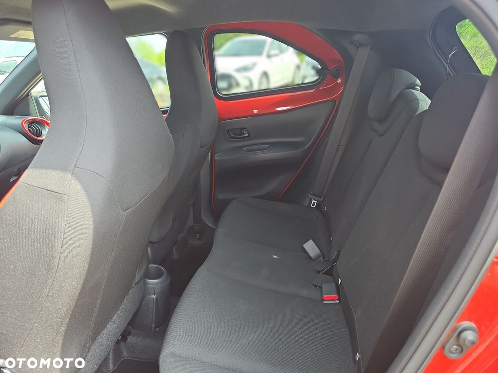 Toyota Aygo X 1.0 VVT-i Style - 11
