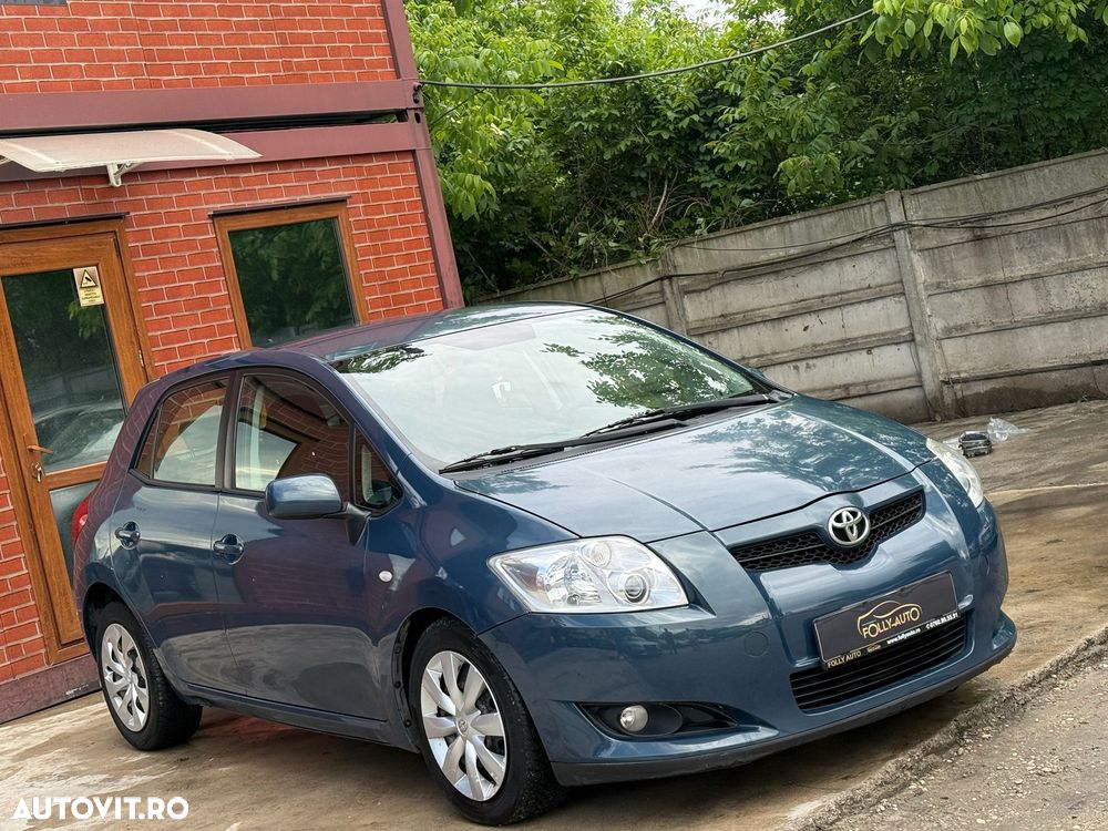 Toyota Auris - 2