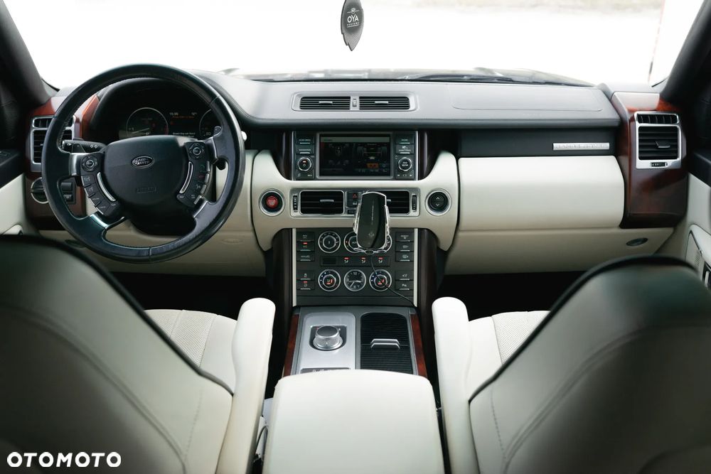 Land Rover Range Rover 4.4TD V8 Vogue - 26