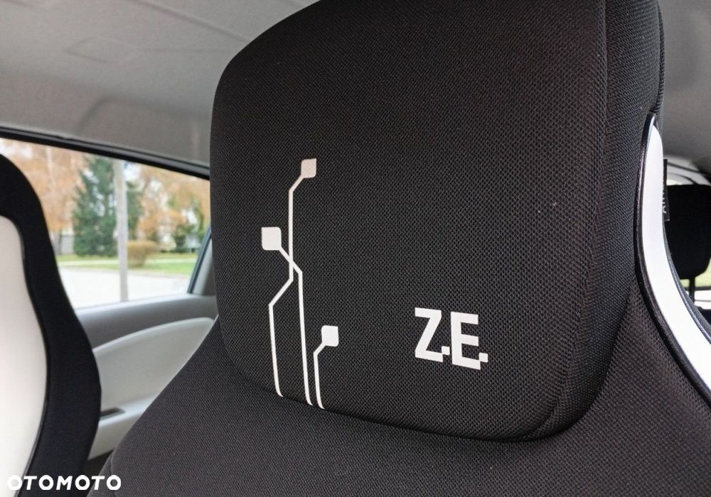 Renault Zoe - 21